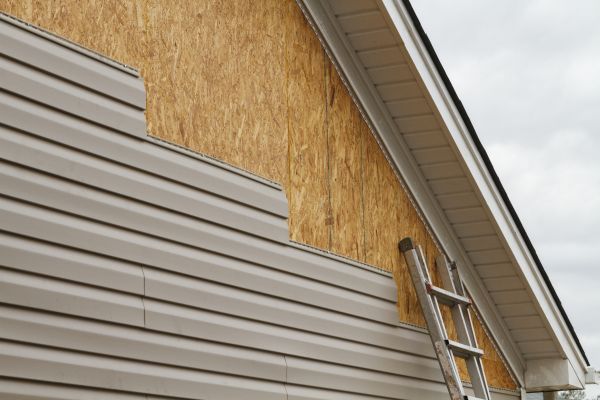 Loose Siding Replacement in San Mateo
