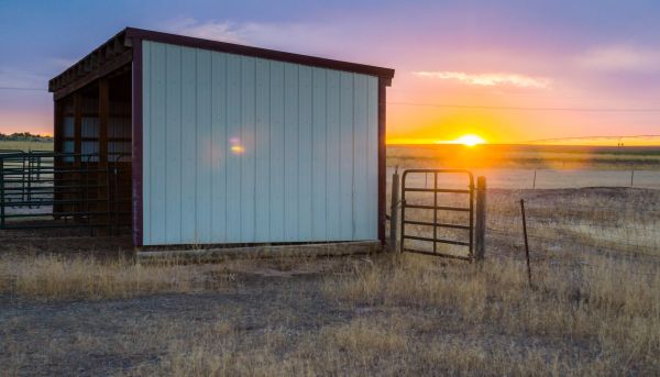 Pole Building Siding Service in San Mateo
